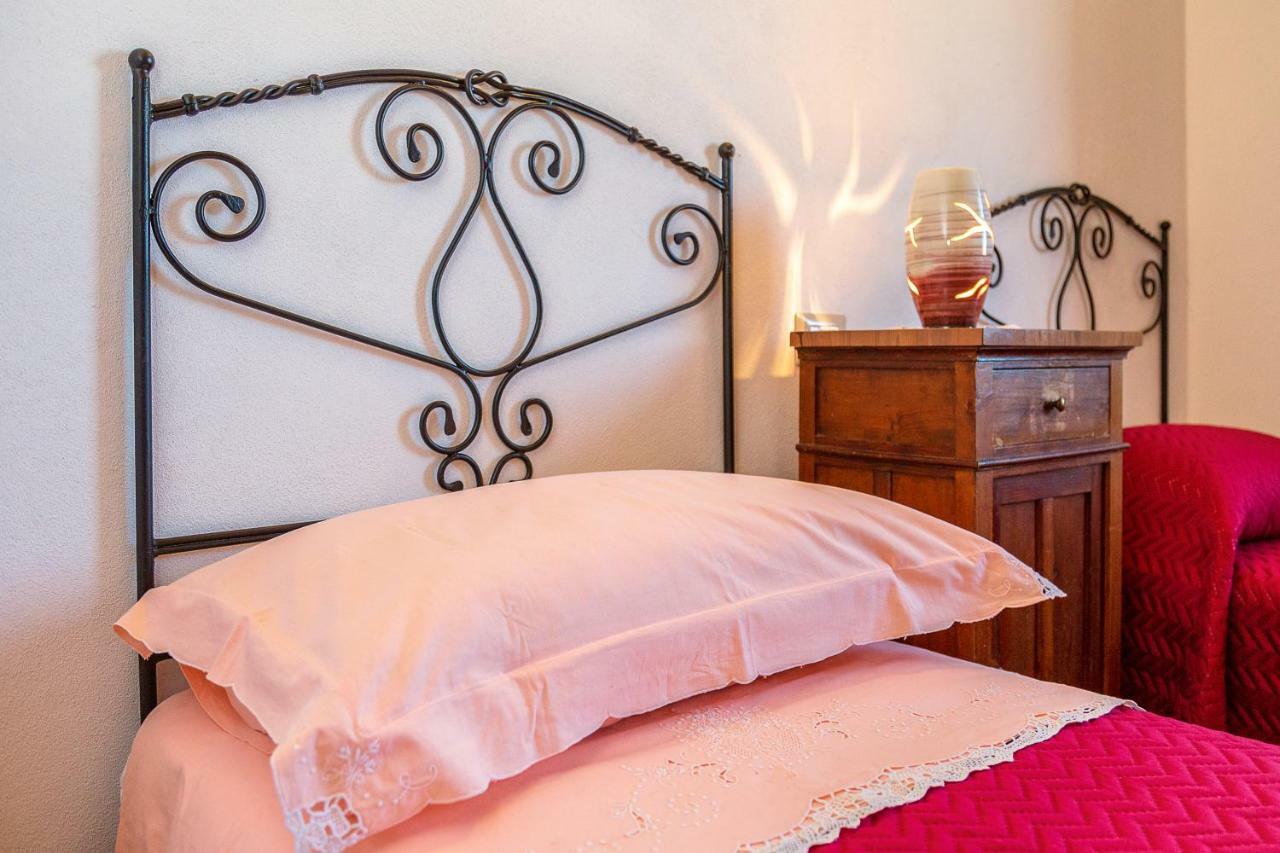 La Casa Di Nonna Monni Villa เบาเนย์ ภายนอก รูปภาพ