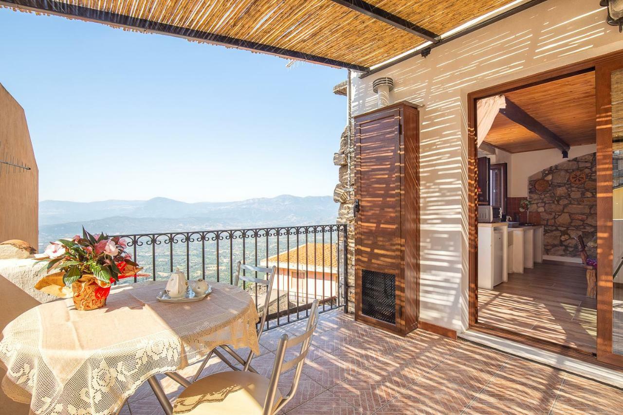 La Casa Di Nonna Monni Villa เบาเนย์ ภายนอก รูปภาพ